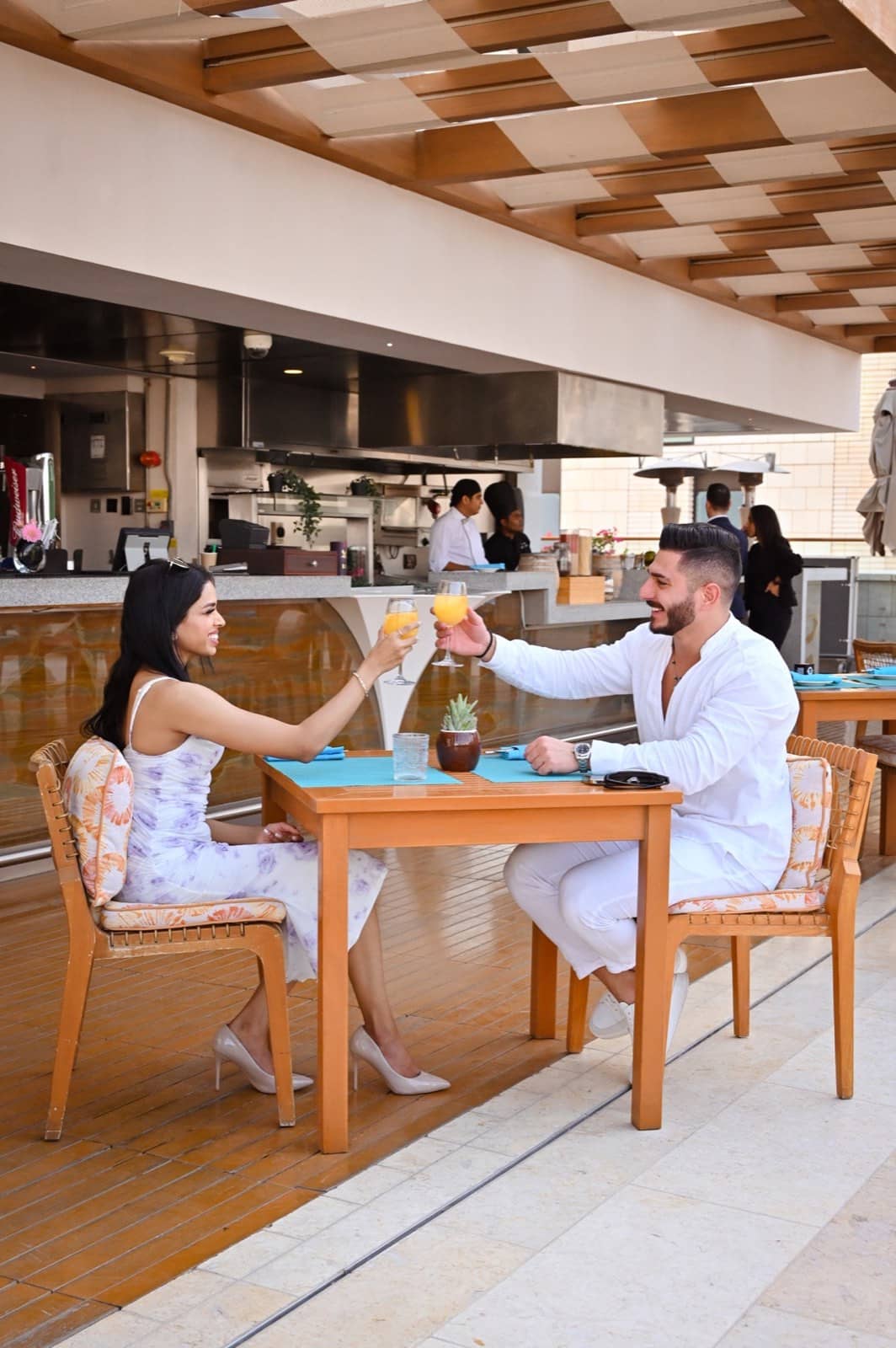 Lifestyle & Drinks · 02